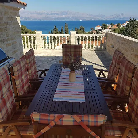 Afrodita Apartman Sutivan