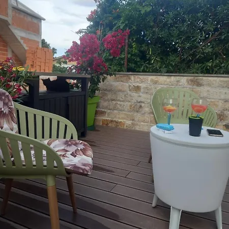 Afrodita Apartman Sutivan