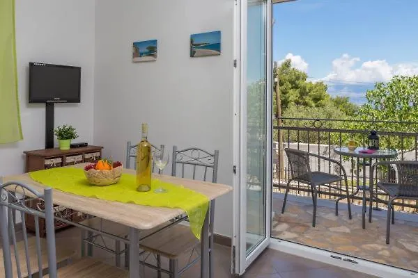 Apartamento Afrodita Sutivan