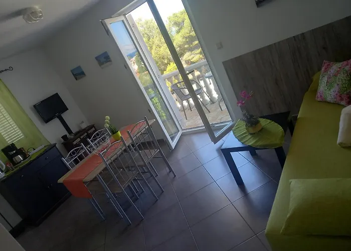 Apartamento Afrodita Sutivan